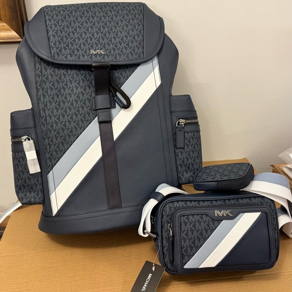 MICHAEL KORS MENS Cooper Logo Backpack + Crossbody Set  NWT - Picture 1 of 9
